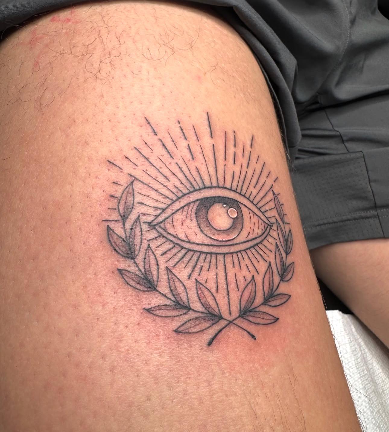 All-Seeing Eye & Wreath — Leg